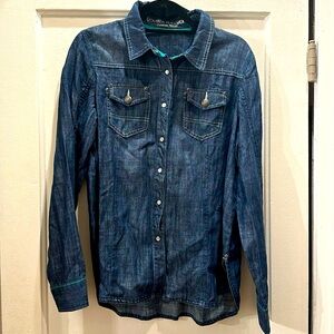 Double D Ranch Women’s Denim Shirt - sz medium